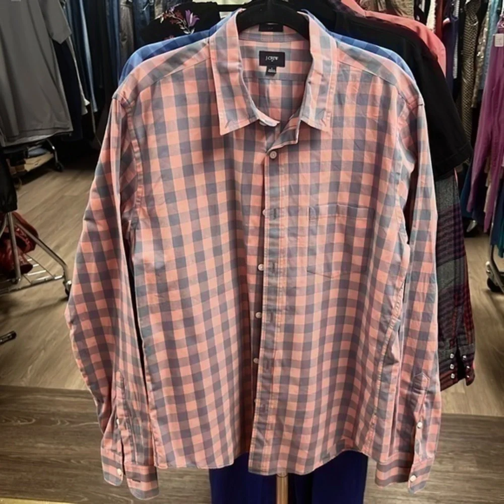 Men’s J.Crew large Sim fit salmon and blue/gray long sleeve button up